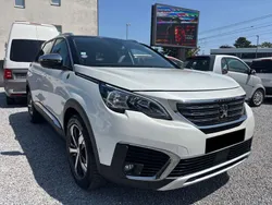 Weiß Gebraucht 2019 Peugeot 5008 Crossway Van / Kleinbus | 19.992 € (Fairer Preis)