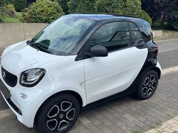 Weiß Gebraucht 2018 Smart ForTwo Coupé Coupé | 8.250 € (Fairer Preis)