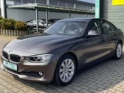 Braun Gebraucht 2012 BMW 320 Sport Line Limousine | 15.470 € (Fairer Preis)