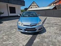 Blau Gebraucht 2005 Opel Tigra Enjoy Cabrio | 1.999 € (Guter Preis)