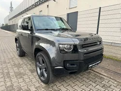 Grau Gebraucht 2023 Land Rover Defender SUV | 97.950 € (Superpreis)