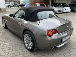 Grau Gebraucht 2004 BMW Z4 Cabrio | 6.790 € (Etwas zu teuer)