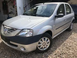 Grau Gebraucht 2007 Dacia Logan Lauréate Limousine | 1.499 € (Fairer Preis)