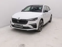 Moonweiß perleffekt Neu 2025 Skoda Scala Monte Carlo Kleinwagen | 40.040 €