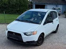 Weiß Gebraucht 2009 Mitsubishi Colt Limousine | 1.400 € (Fairer Preis)
