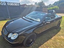 Schwarz Gebraucht 2005 Mercedes CLK500 Cabrio | 12.499 € (Etwas zu teuer)