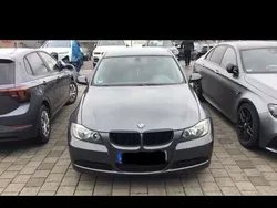Grau Gebraucht 2005 BMW 320 Limousine | 2.000 € (Superpreis)