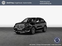 Saphirschwarz metallic Neu 2025 BMW X1 M Sport SUV | 57.490 € (Etwas zu teuer)