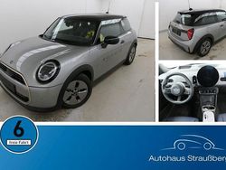 Silberkeine angabe Gebraucht 2024 Mini Cooper Favoured Kleinwagen | 26.490 € (Superpreis)