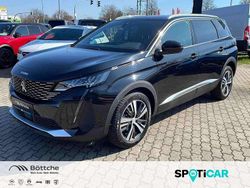 Lackierung schwarz perla nera/metallic klarlack Gebraucht 2023 Peugeot 5008 Allure Van / Kleinbus | 23.590 € (Fairer Preis)