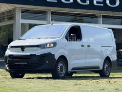 Weiß Gebraucht 2024 Citroën Jumpy Van / Kleinbus | 23.699 € (Guter Preis)