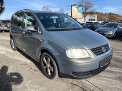 Grau Gebraucht 2004 VW Touran Trendline Van / Kleinbus | 1.000 € (Superpreis)