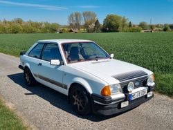 Weiß Gebraucht 1984 Ford Escort RS Limousine | 12.499 €