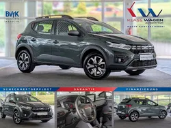 Grau Gebraucht 2023 Dacia Sandero Expression Kleinwagen | 13.790 € (Fairer Preis)