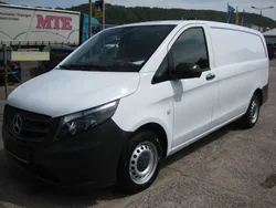 Arktikweiss Gebraucht 2020 Mercedes Vito Van / Kleinbus | 16.990 € (Guter Preis)