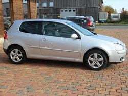 Silber Gebraucht 2008 VW Golf V United Limousine | 3.000 € (Fairer Preis)
