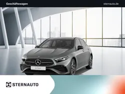 Lack mountaingrau Gebraucht 2024 Mercedes A200 AMG line Limousine | 34.850 € (Etwas zu teuer)