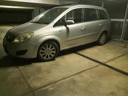 Silber Gebraucht 2009 Opel Zafira Van / Kleinbus | 2.350 € (Superpreis)