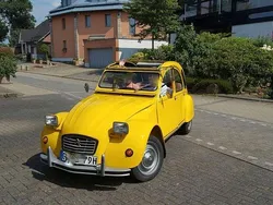 Gelb Gebraucht 1979 Citroën 2CV Limousine | 13.500 €