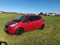 Rot Gebraucht 2018 Kia Venga DREAM-TEAM Edition Kleinwagen | 12.400 € (Guter Preis)