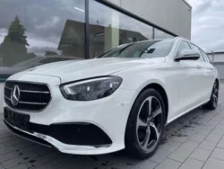 Weiß Gebraucht 2020 Mercedes E220 Avantgarde Kombi | 21.990 € (Superpreis)
