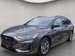 Grau Neu 2025 Ford Focus ST-Line X Kombi | 31.290 € (Fairer Preis)