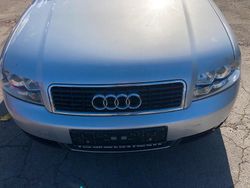 Silber Gebraucht 2001 Audi A4 Limousine | 1.590 € (Fairer Preis)