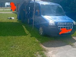 Blau Gebraucht 2002 Fiat Doblò Van / Kleinbus | 1.950 €