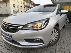 Silber Gebraucht 2017 Opel Astra Active Limousine | 8.980 € (Fairer Preis)