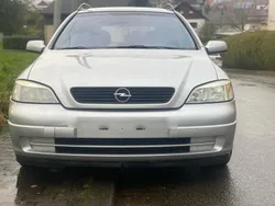 Silber Gebraucht 2001 Opel Astra Kombi | 1.099 € (Guter Preis)