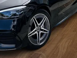 Schwarz Gebraucht 2024 Mercedes C220 AMG Limousine | 41.730 € (Etwas zu teuer)