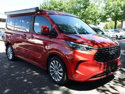 Artisan red metallic Neu 2025 Ford Tourneo Custom Nugget Van / Kleinbus | 65.556 € (Guter Preis)