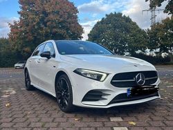 Weiß Gebraucht 2020 Mercedes A250 AMG line Limousine | 26.599 € (Fairer Preis)