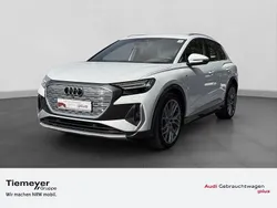 Gletscherweiß metallic Gebraucht 2022 Audi Q4 e-tron Comfort SUV | 35.940 € (Fairer Preis)