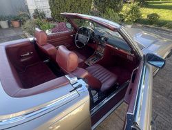 Rauch silber Gebraucht 1986 Mercedes 560 Cabrio | 29.990 €