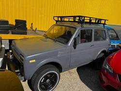 Grün Gebraucht 1998 Lada niva SUV | 1.999 € (Etwas zu teuer)
