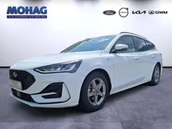 Silber Gebraucht 2022 Ford Focus Cool & Connect Kombi | 18.990 € (Guter Preis)