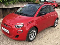 Rot Neu 2025 Fiat 500C Red Cabrio | 27.289 €