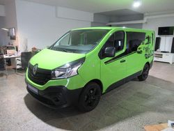 Grün Gebraucht 2019 Renault Trafic Van | 23.990 € (Etwas zu teuer)