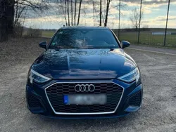 Blau Gebraucht 2021 Audi A3 Limousine | 25.300 €