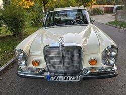 Weiß Gebraucht 1972 Mercedes S280 SE Limousine | 22.900 €
