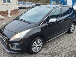 Schwarz Gebraucht 2015 Peugeot 3008 Allure Limousine | 5.450 € (Guter Preis)