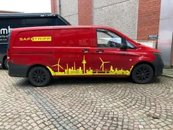 Rot Gebraucht 2020 Mercedes Vito Van / Kleinbus | 14.000 €