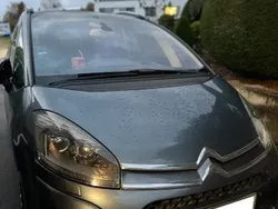 Grau Gebraucht 2010 Citroën C4 Picasso Exclusive Van / Kleinbus | 2.150 € (Etwas zu teuer)