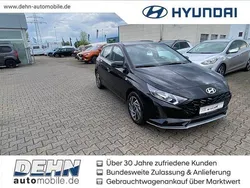 Phantom black mineraleffekt (metallic) Gebraucht 2024 Hyundai i20 Trend Kleinwagen | 18.880 € (Fairer Preis)