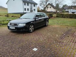 Blau Gebraucht 2004 Audi A4 Kombi | 1.200 € (Superpreis)