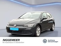 Uranograu Gebraucht 2024 VW Golf VIII Life Limousine | 22.960 € (Fairer Preis)
