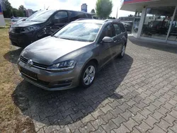Limestone grey Gebraucht 2016 VW Golf VII Highline Kombi | 9.990 € (Guter Preis)