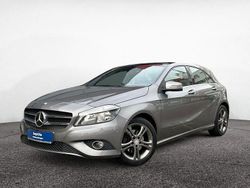Grau Gebraucht 2015 Mercedes A180 Style Limousine | 10.990 € (Fairer Preis)