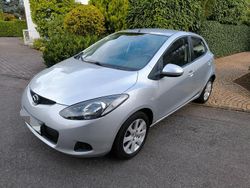 Silber Gebraucht 2008 Mazda 2 Independence Limousine | 4.150 € (Fairer Preis)